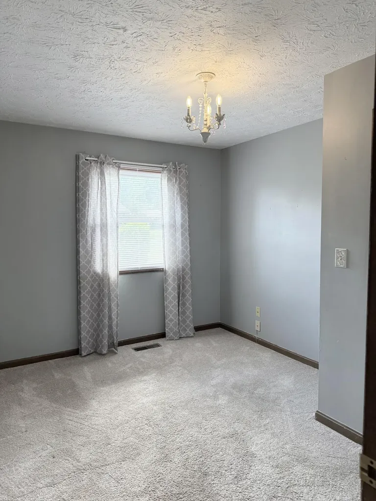 152 Roxanne Street Clearfield KY 40313