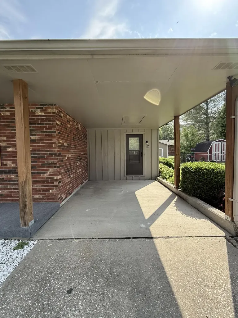 152 Roxanne Street Clearfield KY 40313