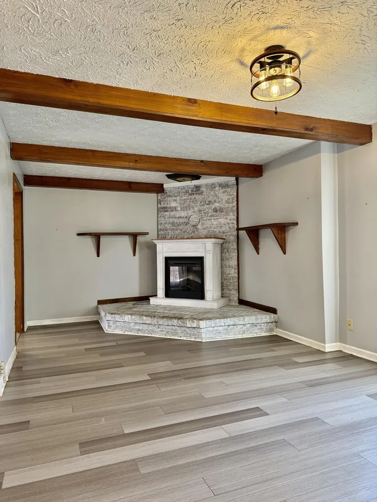 152 Roxanne Street Clearfield KY 40313