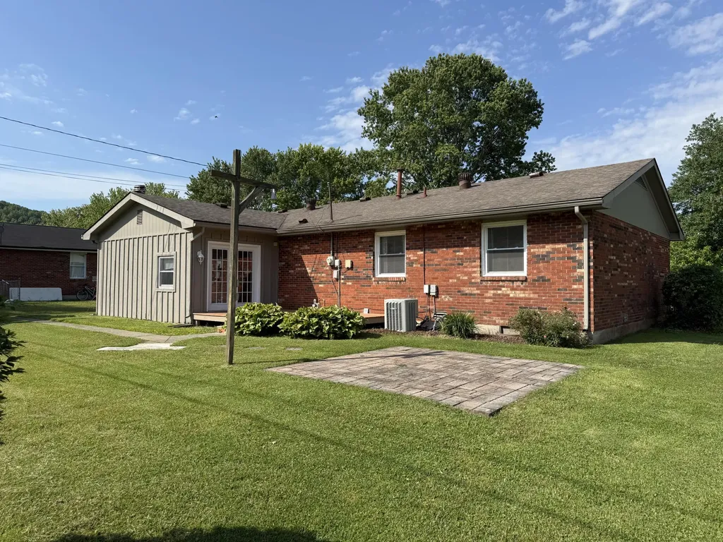 152 Roxanne Street Clearfield KY 40313
