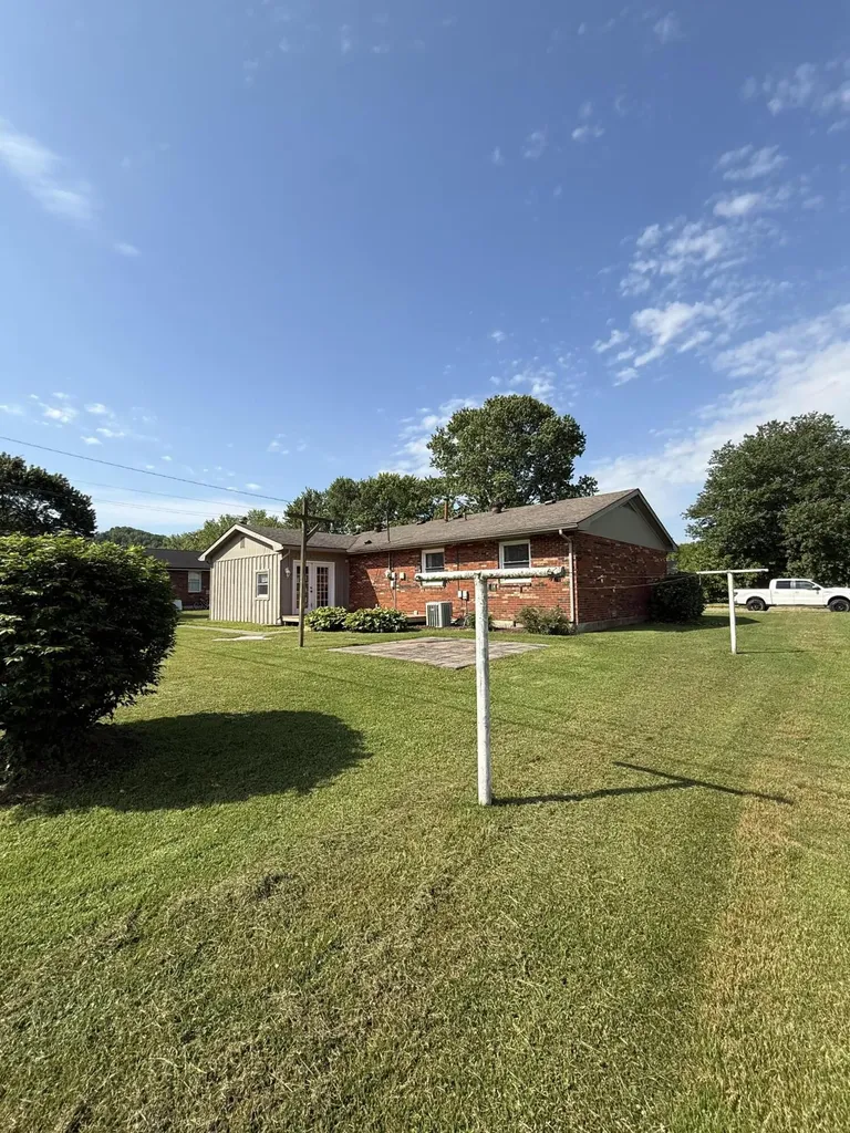 152 Roxanne Street Clearfield KY 40313