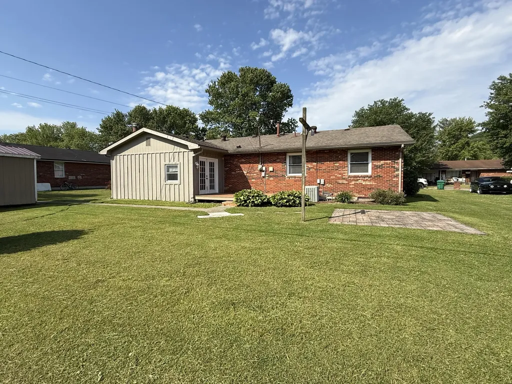 152 Roxanne Street Clearfield KY 40313