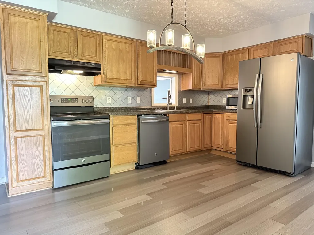 152 Roxanne Street Clearfield KY 40313