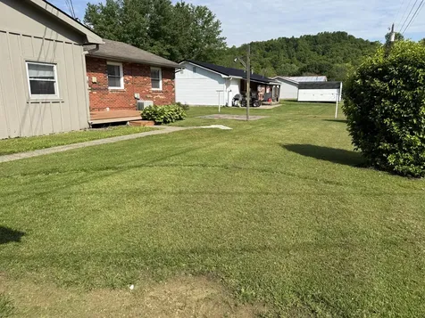 152 Roxanne Street Clearfield KY 40313