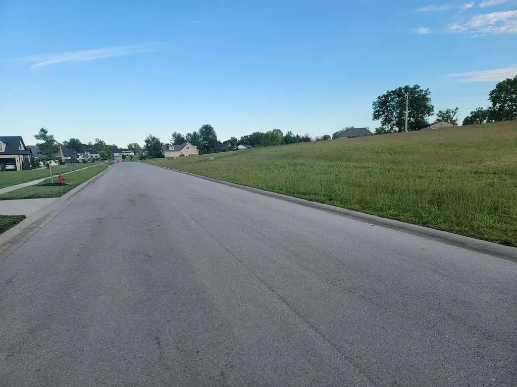 147 Lesley Trail Wilmore KY 40390