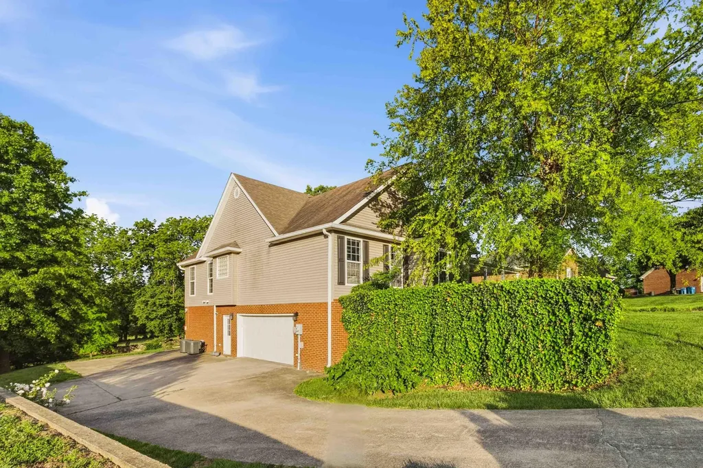 114 Ridgeview Road Danville KY 40422