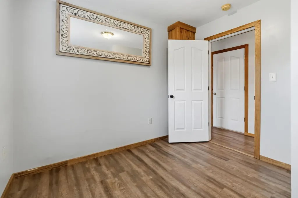 04330 Kentucky 906 Hustonville KY 40437