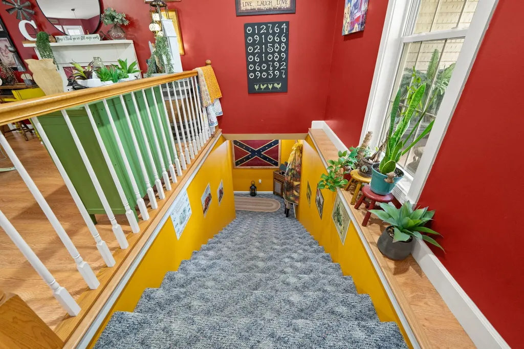 5764 E Kentucky 619 Russell Springs KY 42642