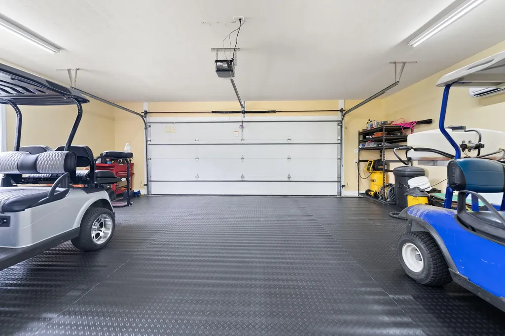 5764 E Kentucky 619 Russell Springs KY 42642
