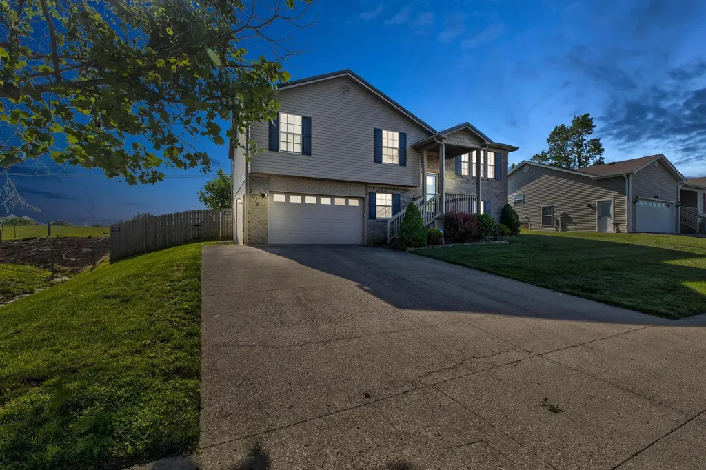 2078 Jd Circle Berea KY 40403