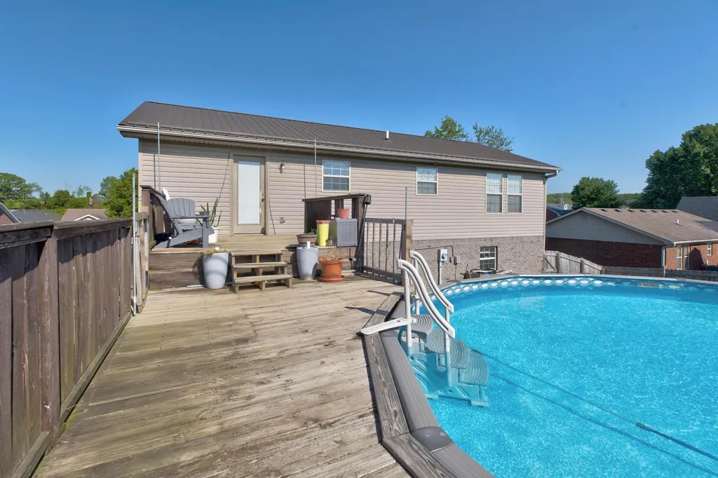 2078 Jd Circle Berea KY 40403