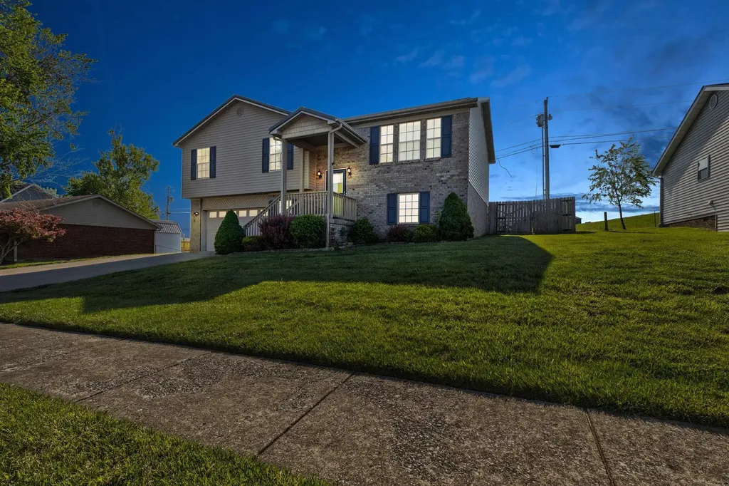 2078 Jd Circle Berea KY 40403