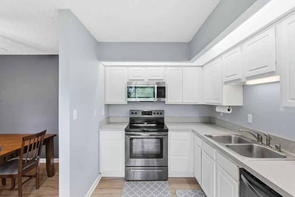 401 Redding Road Lexington KY 40517
