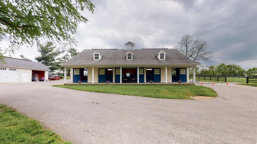 2830 Old Lemons Mill Road Lexington KY 40511