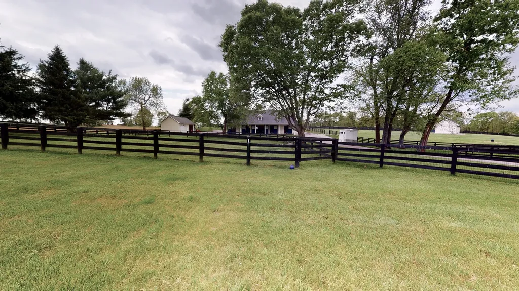 2830 Old Lemons Mill Road Lexington KY 40511