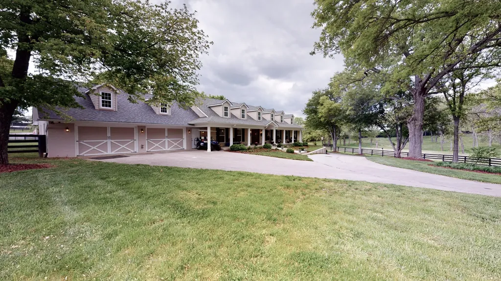 2830 Old Lemons Mill Road Lexington KY 40511