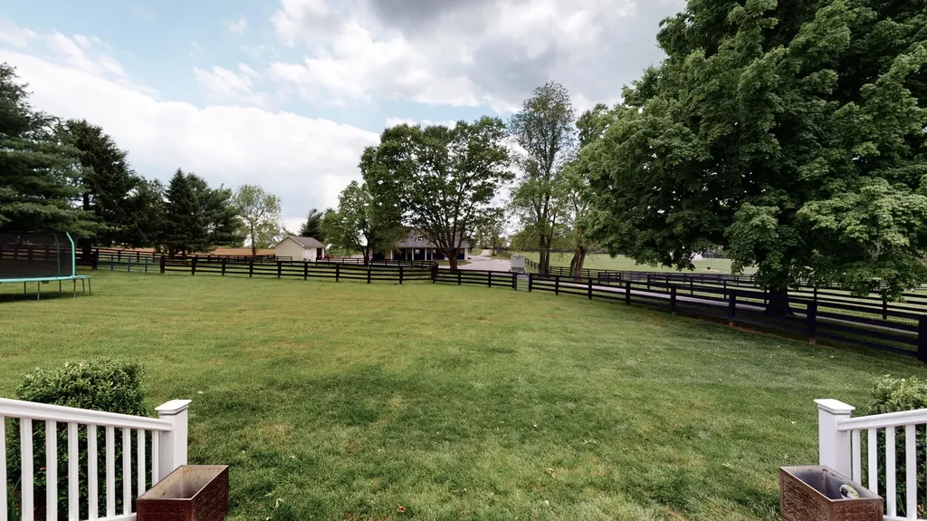 2830 Old Lemons Mill Road Lexington KY 40511