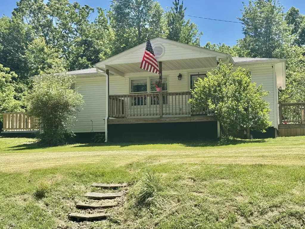 2255 S Tree Tower Road Sand Gap KY 40481