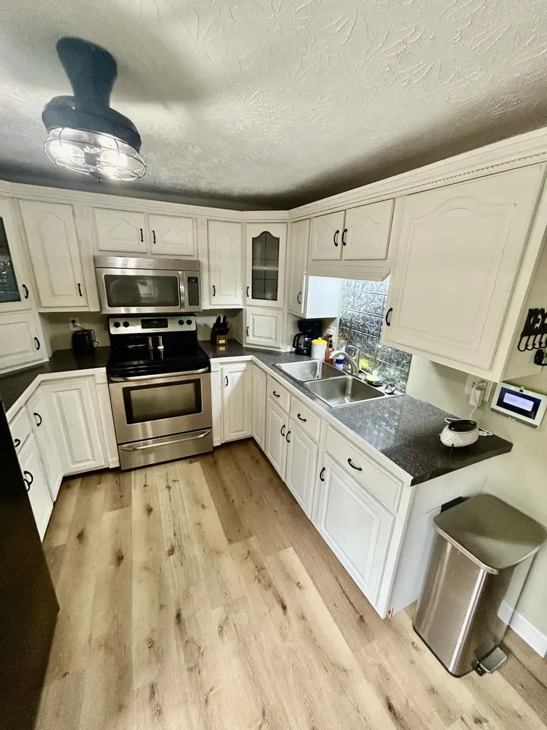 2255 S Tree Tower Road Sand Gap KY 40481