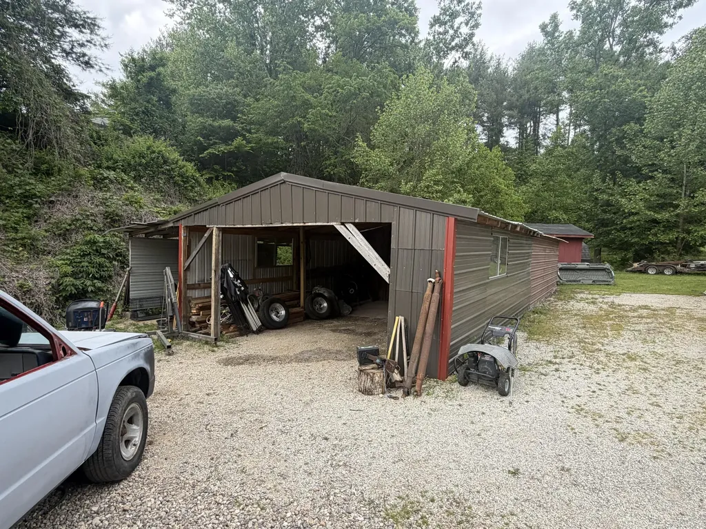 2591 Kentucky 8 Vanceburg KY 41179
