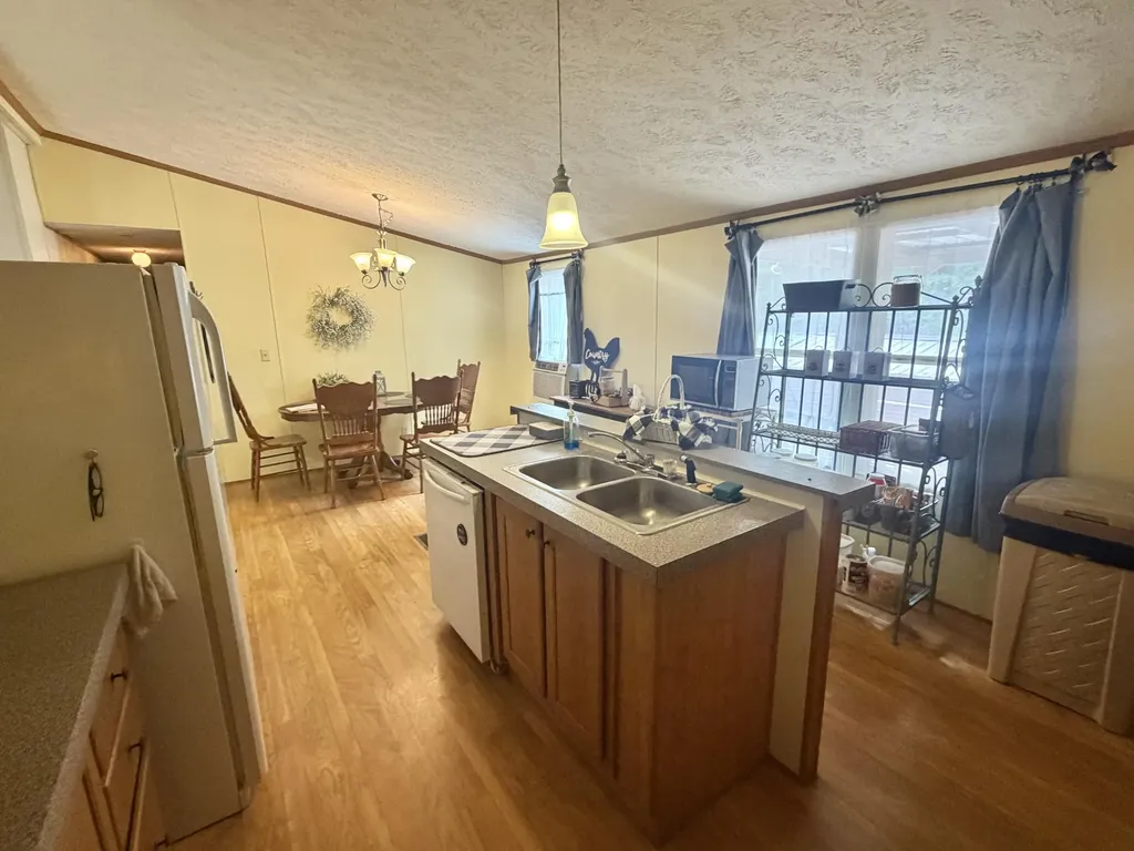 2591 Kentucky 8 Vanceburg KY 41179