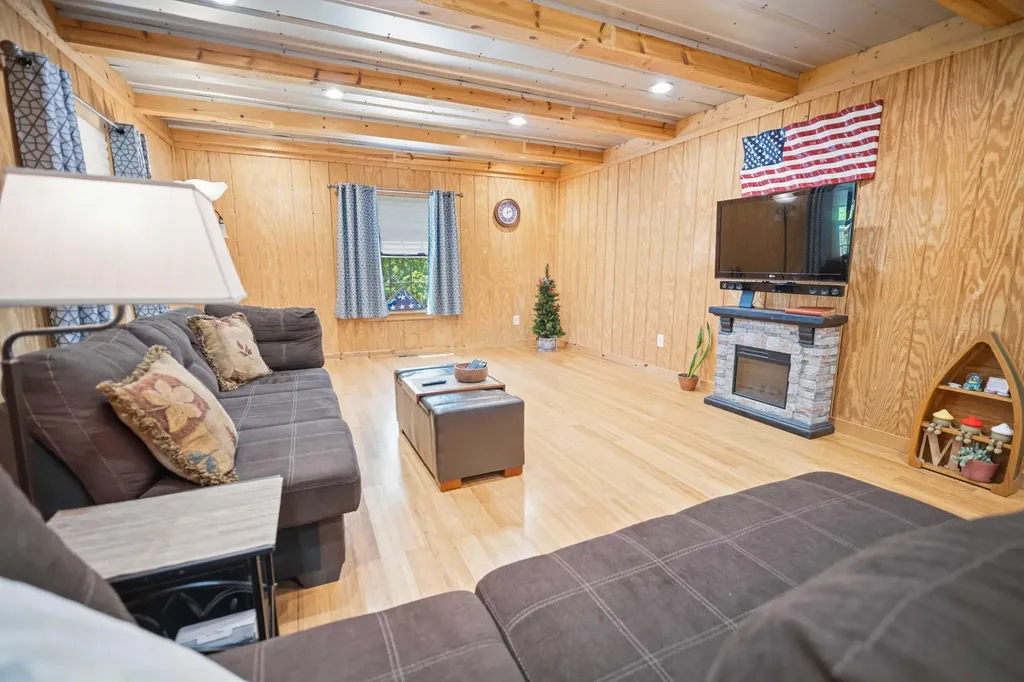 2109 Porter Road Sadieville KY 40370