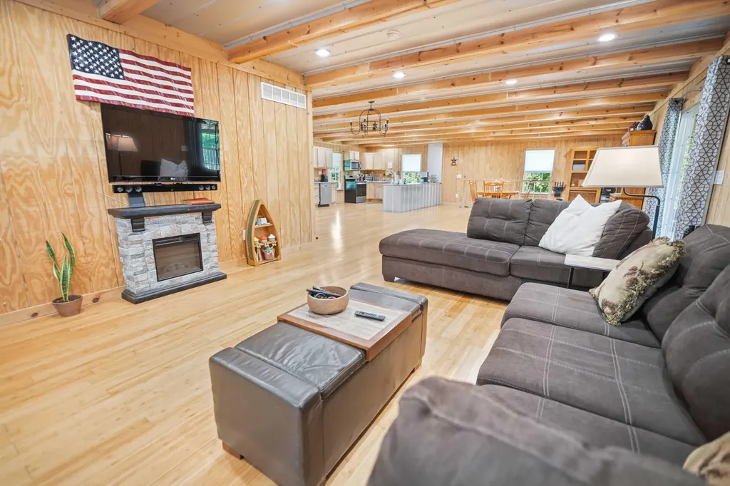 2109 Porter Road Sadieville KY 40370