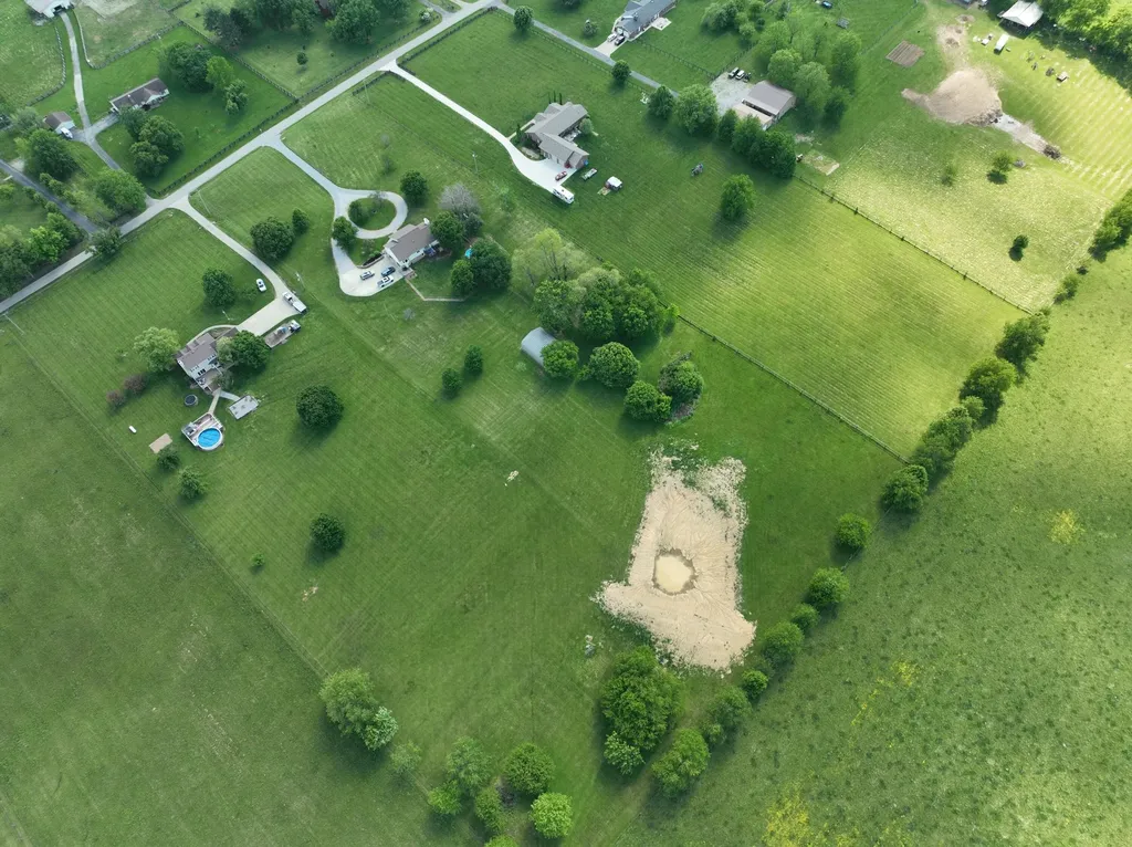 5865 Van Meter Road Winchester KY 40391