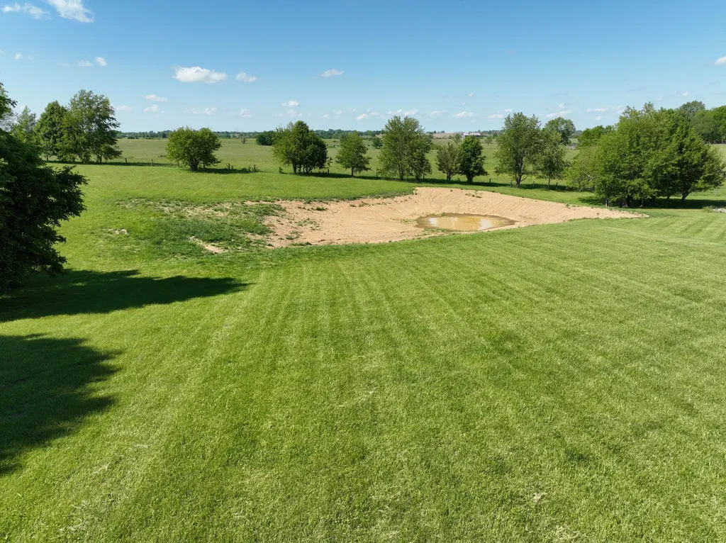 5865 Van Meter Road Winchester KY 40391