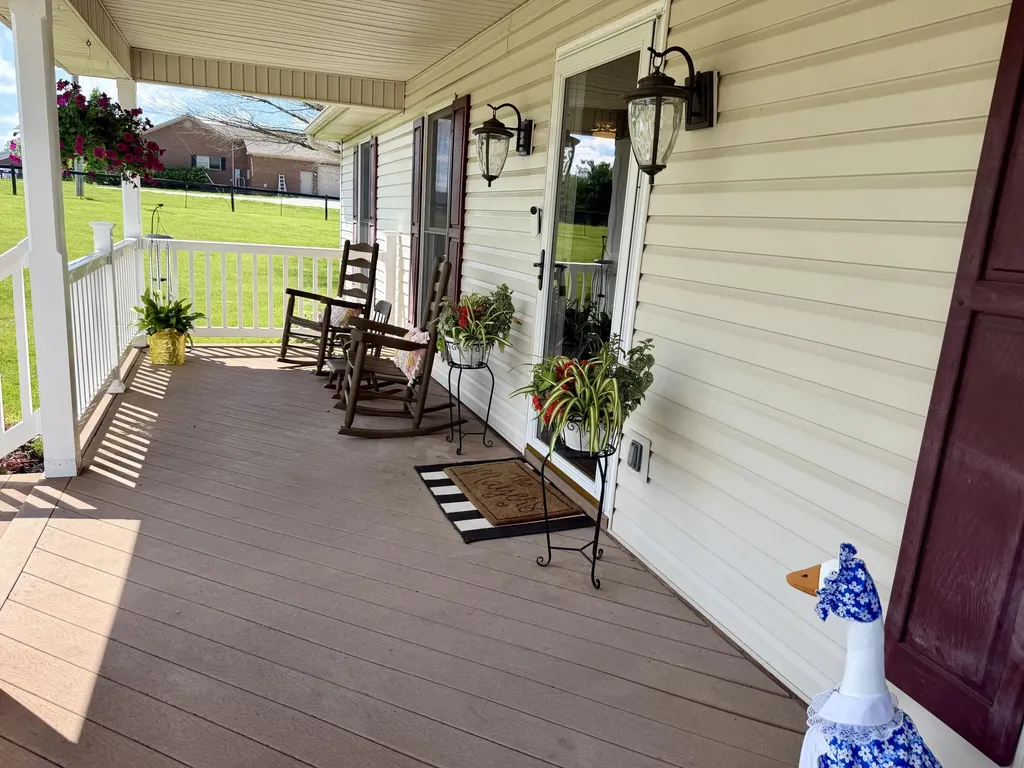 5865 Van Meter Road Winchester KY 40391