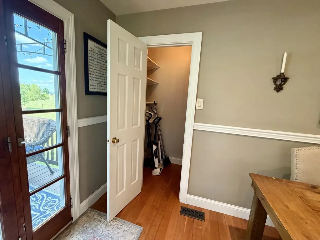 5865 Van Meter Road Winchester KY 40391