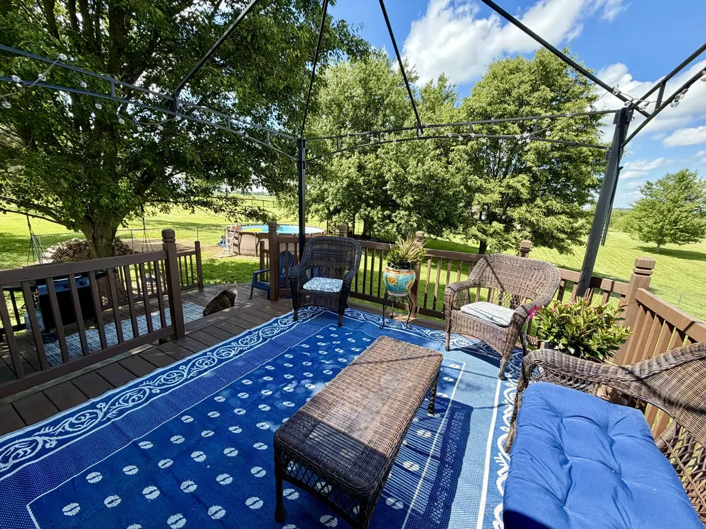 5865 Van Meter Road Winchester KY 40391