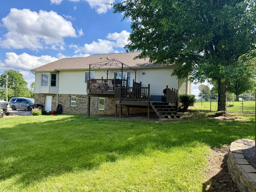 5865 Van Meter Road Winchester KY 40391