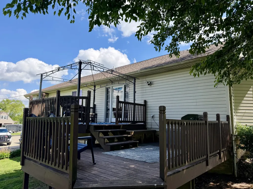5865 Van Meter Road Winchester KY 40391