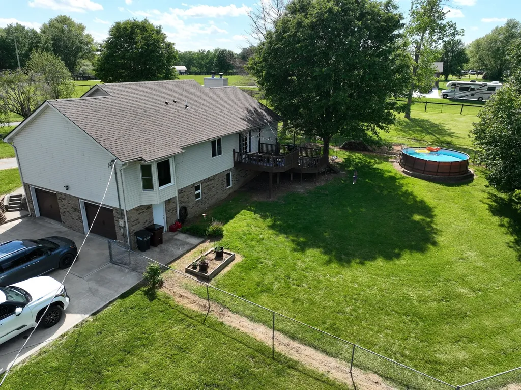 5865 Van Meter Road Winchester KY 40391