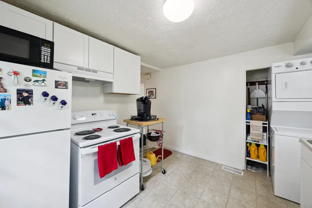 388 Bassett Avenue Lexington KY 40502