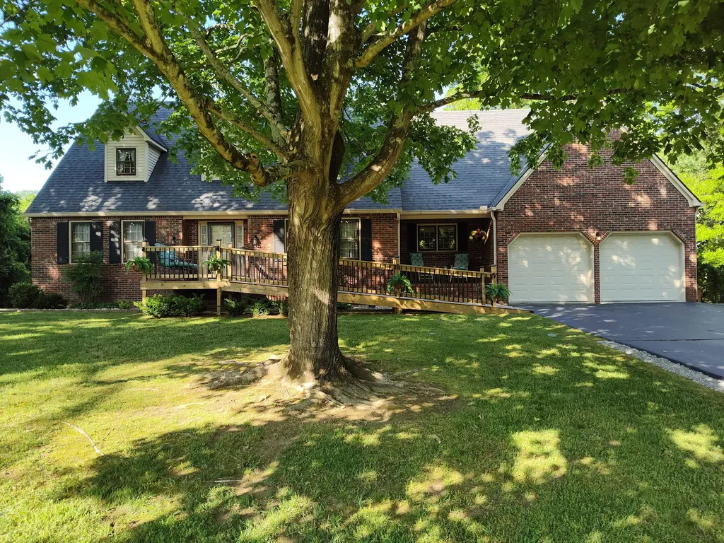 75 Ridge Avenue Berea KY 40403
