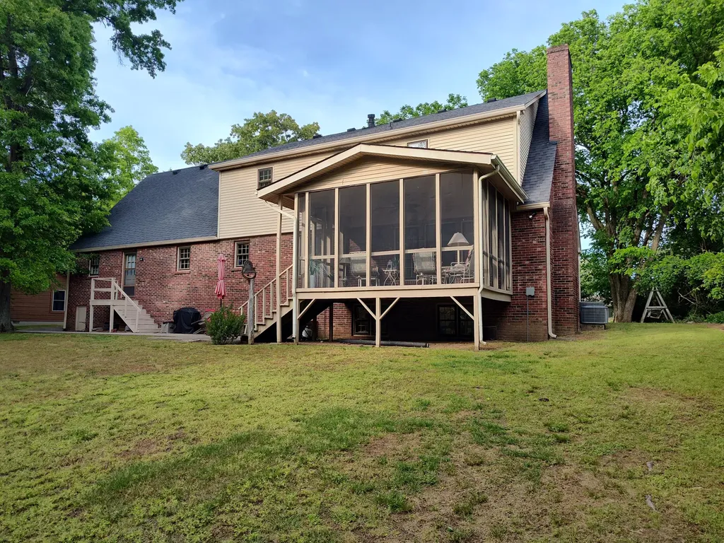 75 Ridge Avenue Berea KY 40403