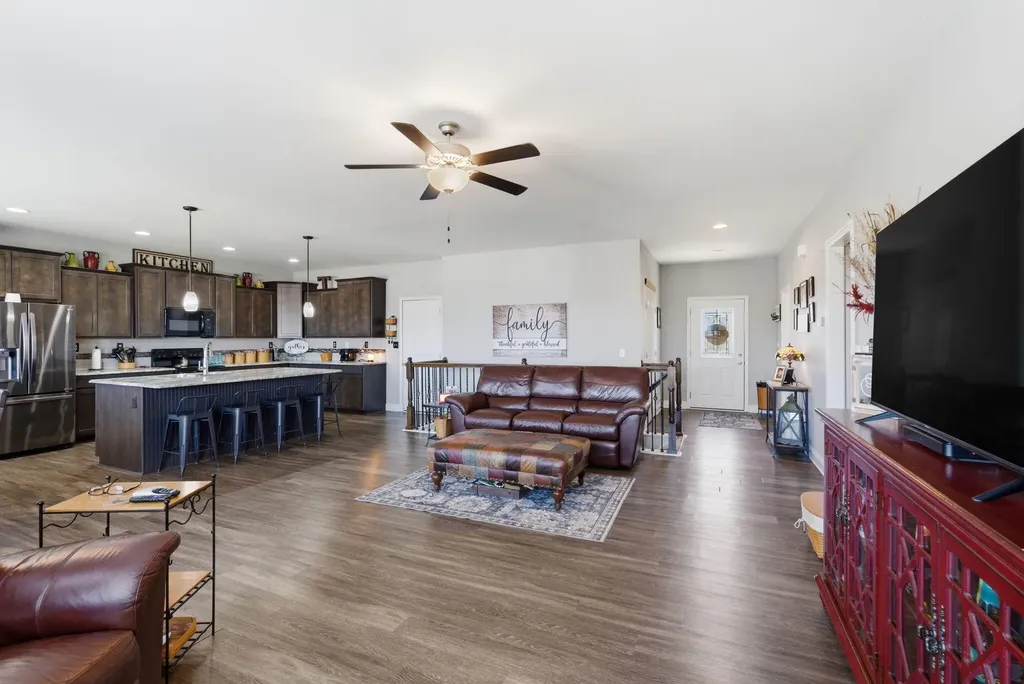 153 Shinnecock Hills Drive Georgetown KY 40324