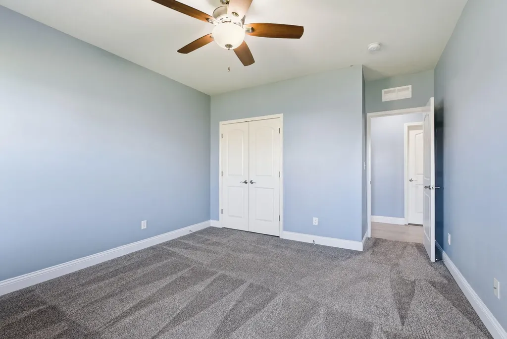 153 Shinnecock Hills Drive Georgetown KY 40324