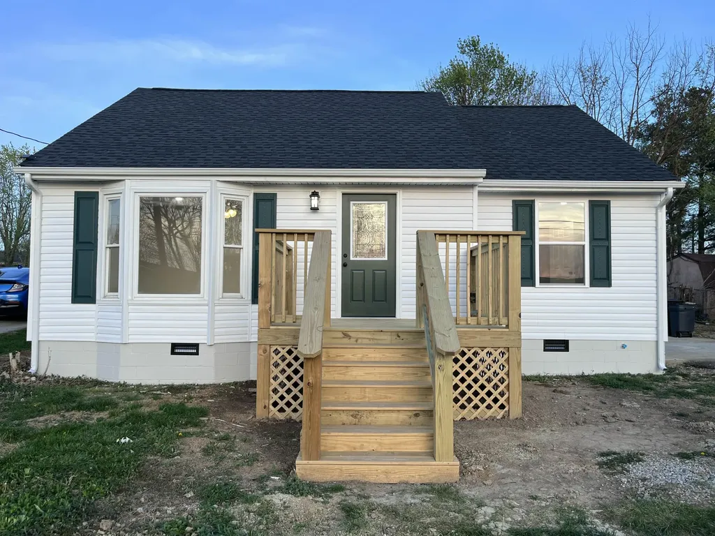 110 Hillcrest Avenue Lancaster KY 40444