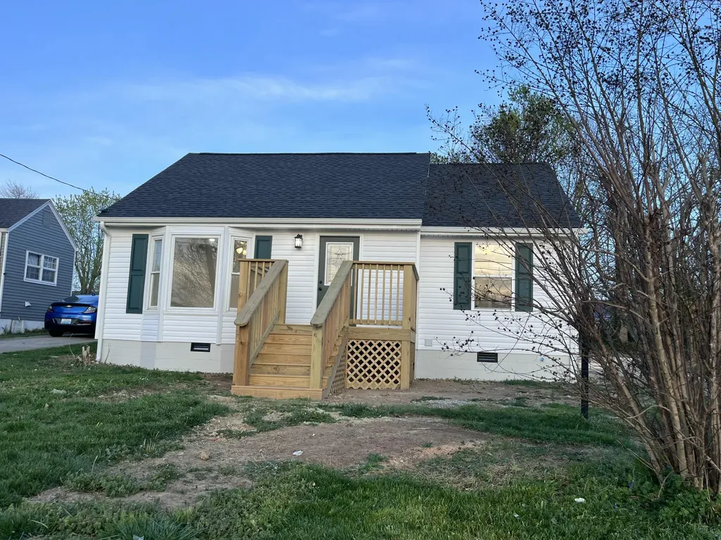 110 Hillcrest Avenue Lancaster KY 40444