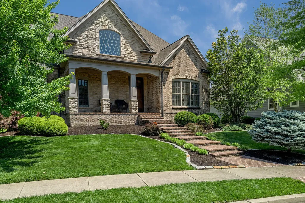 1849 Goodpaster Way Lexington KY 40505