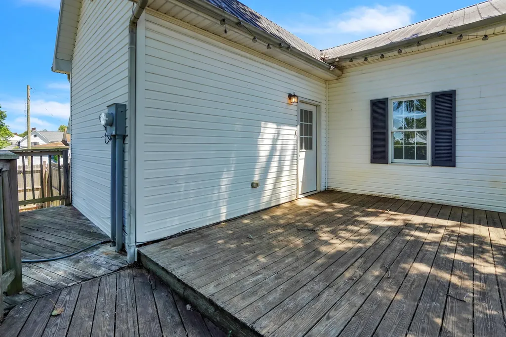 14989 Kentucky 1247 Eubank KY 42567