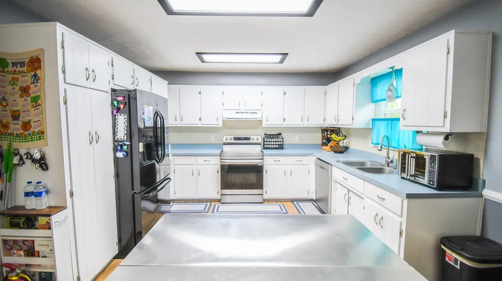 331 Parkwood Place Frankfort KY 40601