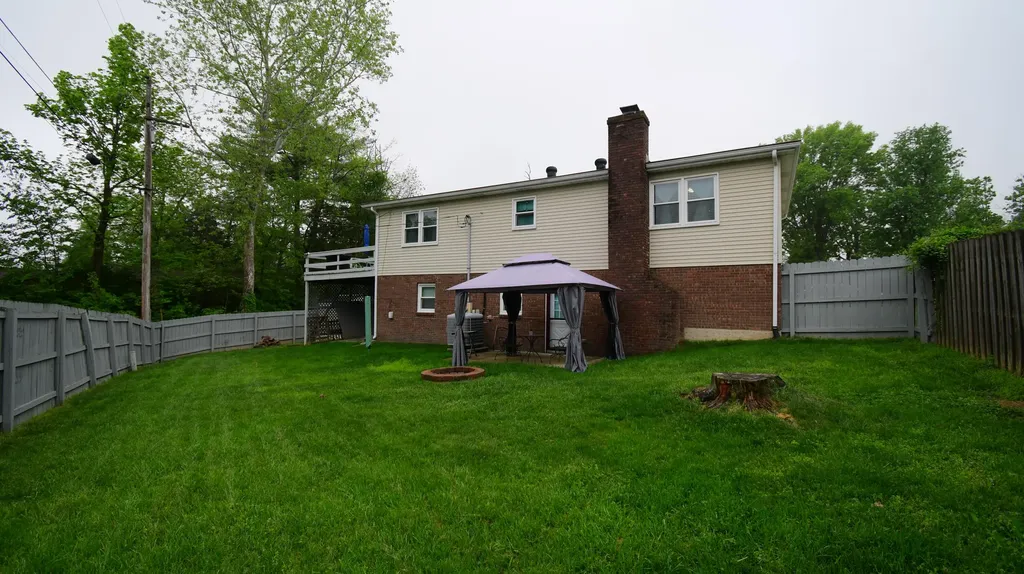 331 Parkwood Place Frankfort KY 40601