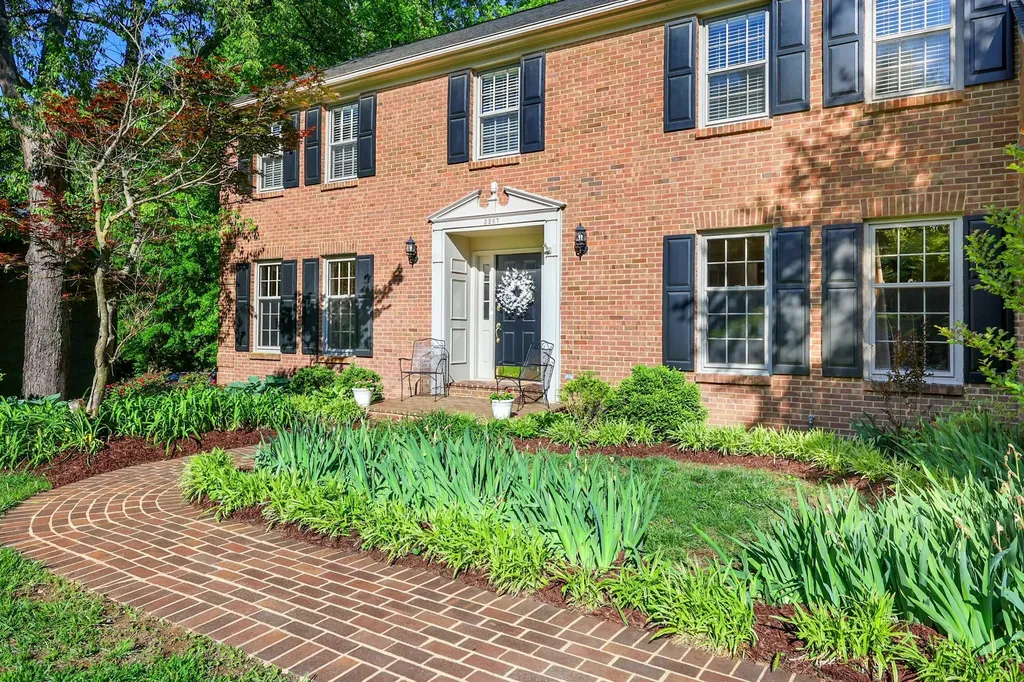 3267 Gondola Drive Lexington KY 40513