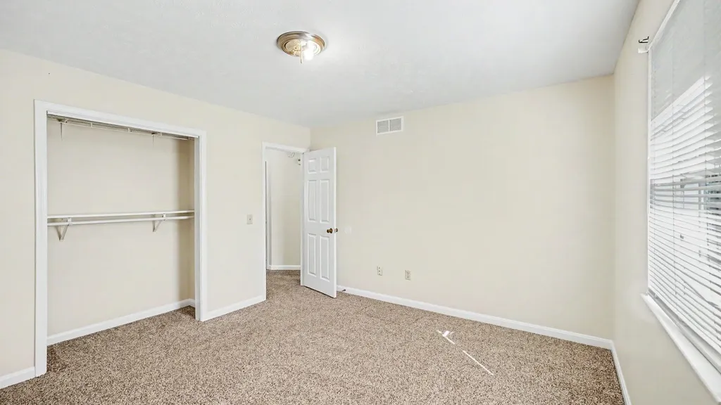 228 Blackhawk Circle Versailles KY 40383
