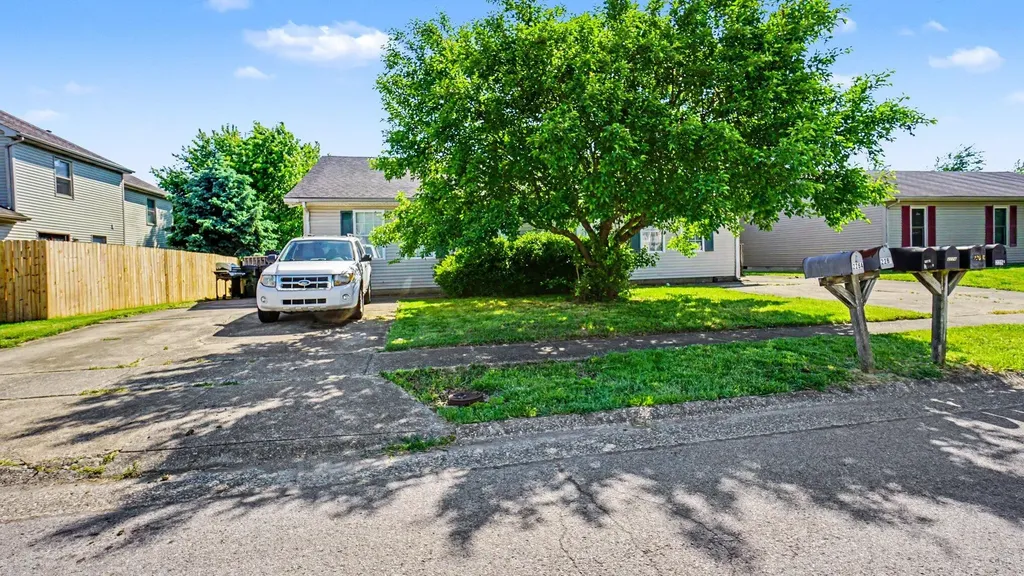 228 Blackhawk Circle Versailles KY 40383