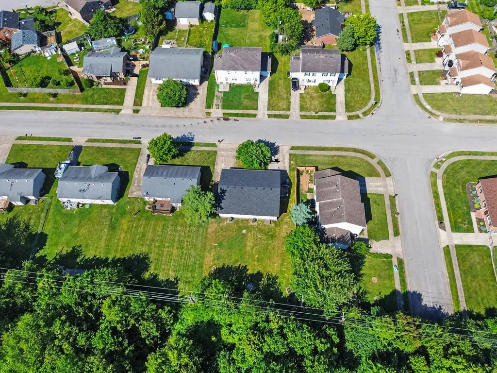 228 Blackhawk Circle Versailles KY 40383